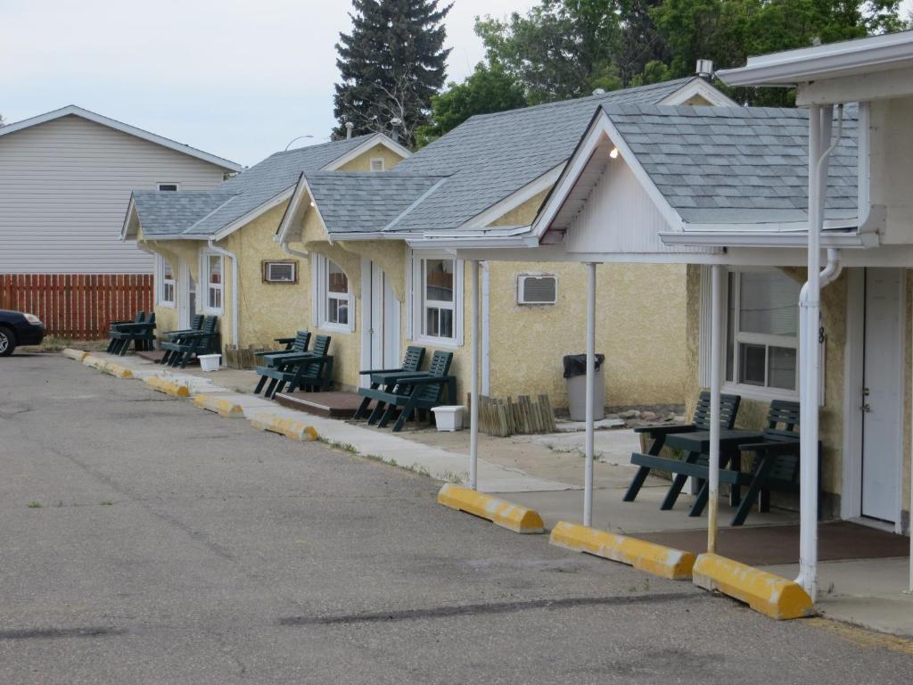 Fort Motel Fort Macleod Exteriör bild