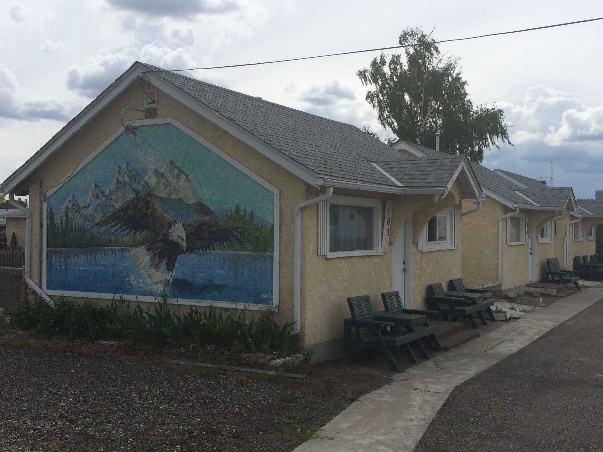 Fort Motel Fort Macleod Exteriör bild
